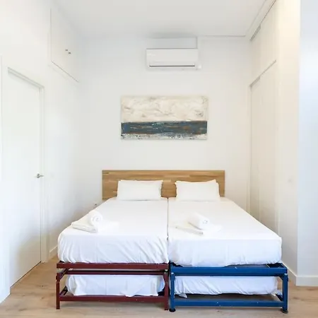 Coqueto Apartamento En La Calle Caribe. A/C Wifi Madrid Extérieur photo