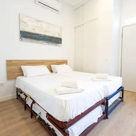 Coqueto Apartamento En La Calle Caribe. A/C Wifi Madrid Extérieur photo